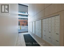 1810 - 15 WELLINGTON STREET S - 26