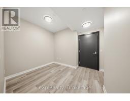 1810 - 15 WELLINGTON STREET S - 6