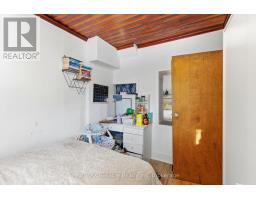 14 CATHERINE STREET E - 16