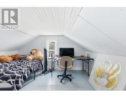 14 CATHERINE STREET E - 22