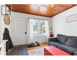 14 CATHERINE STREET E - 7