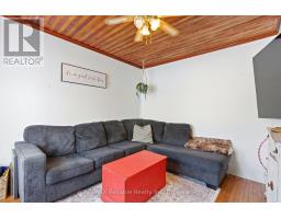 14 CATHERINE STREET E - 9