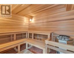 1003 - 375 KING STREET N - 32