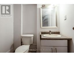 72 CREHAN CRESCENT - 31