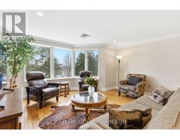 206 - 30 FRONT STREET - 13