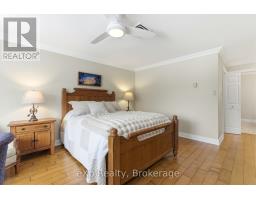 206 - 30 FRONT STREET - 30