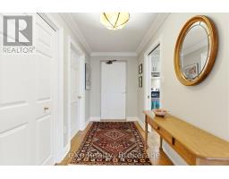 206 - 30 FRONT STREET - 6