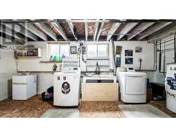 21 ST CHARLES PLACE - 31