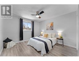 282 CHURCH STREET S - 19