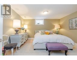 27 NORTH POINTE DRIVE - 34