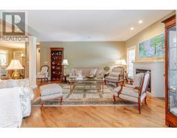 27 NORTH POINTE DRIVE - 9