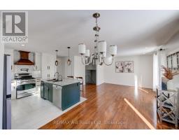 29 DUNSFORD CRESCENT - 14