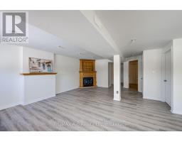 29 DUNSFORD CRESCENT - 29