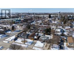 29 DUNSFORD CRESCENT - 43