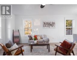 385 ELM STREET W - 9