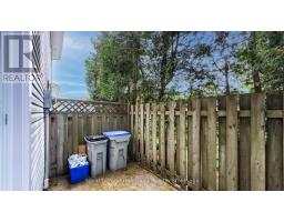 49 WELLINGTON STREET W - 29