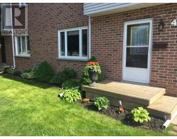 49 WELLINGTON STREET W - 3