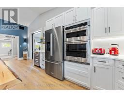 1283 SWAN STREET - 18