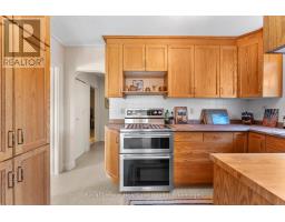 366 EDWARD STREET - 13