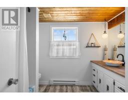 366 EDWARD STREET - 26