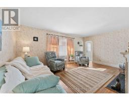 366 EDWARD STREET - 9