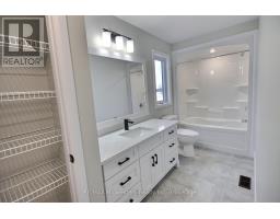 16 ROBERTS STREET N - 8