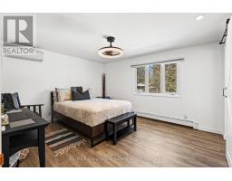 74 INWOOD CRESCENT - 26