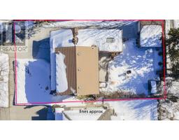 74 INWOOD CRESCENT - 5