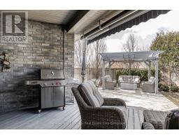 19 HOSSIE TERRACE - 38