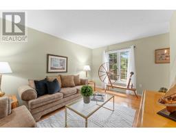 30 CARRIAGE LANE - 15