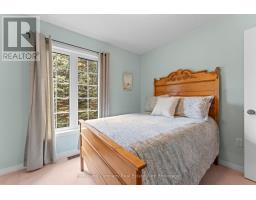 30 CARRIAGE LANE - 19