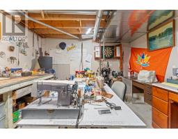 30 CARRIAGE LANE - 28