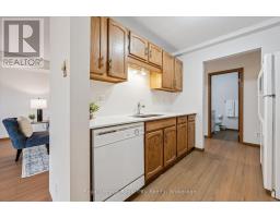 206 - 4 ALBERT STREET - 24