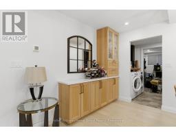 989 NORTHFIELD DRIVE E - 12