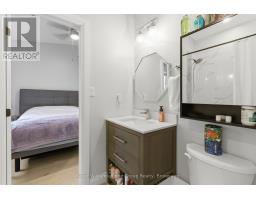 989 NORTHFIELD DRIVE E - 23