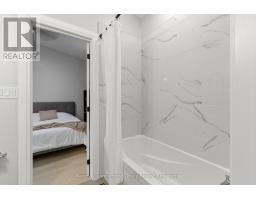 989 NORTHFIELD DRIVE E - 24