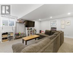 989 NORTHFIELD DRIVE E - 29