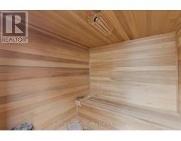 989 NORTHFIELD DRIVE E - 39