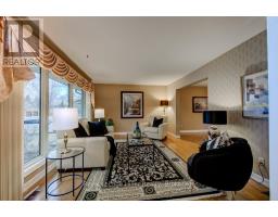 84 FRANKLIN DRIVE - 6