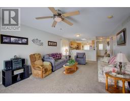 101 MEADOWVIEW LANE S - 16