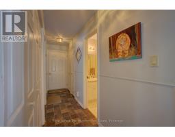 101 MEADOWVIEW LANE S - 20