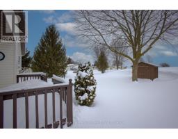 101 MEADOWVIEW LANE S - 36