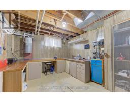 449 GREENFIELD AVENUE - 26