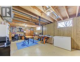 449 GREENFIELD AVENUE - 27