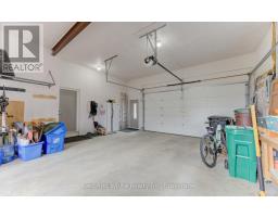 449 GREENFIELD AVENUE - 31