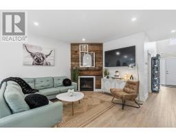 UNIT No.6 - 9861 GLENDON DRIVE - 18