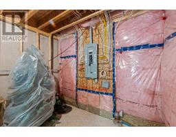 UNIT No.6 - 9861 GLENDON DRIVE - 41