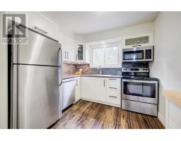 64 - 279 BLUEVALE STREET N - 11