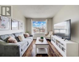 64 - 279 BLUEVALE STREET N - 20