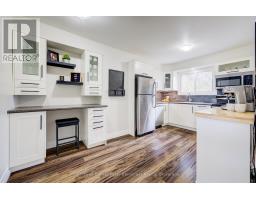 64 - 279 BLUEVALE STREET N - 8